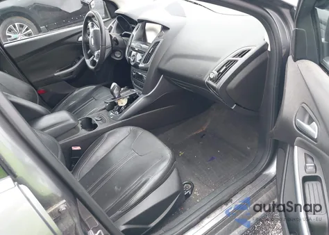 2013 Ford Focus Titanium из США, поврежденный, VIN 1FADP3J24DL317997